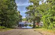 Others 5 Modern Lakefront Home w/ Dock, Deck & Boat Slip!