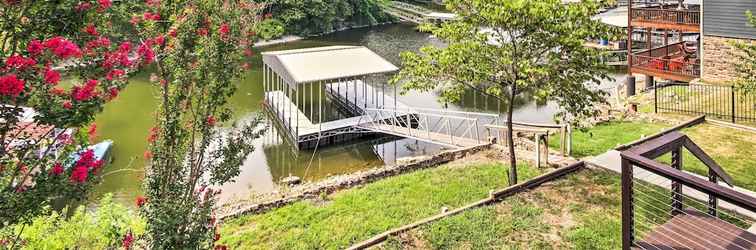 อื่นๆ Modern Lakefront Home w/ Dock, Deck & Boat Slip!