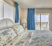 Lain-lain 2 Sunny Windy Hill Beachfront Condo w/ Private Patio