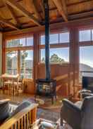 Imej utama Romantic Ridgetop Escape w/ Hot Tub Near Mendocino