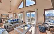 Others 3 Gorgeous Twin Lakes Home w/ Deck Overlooking Mtns!