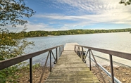 Others 6 Romantic Lakefront Escape w/ Deep Water Dock!