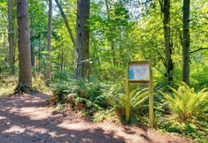 Khác 3 2 Mi to St Edward State Park: Ground-level Studio