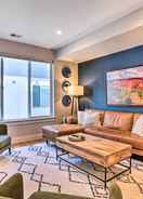 Imej utama Upscale Retreat w/ Rooftop: Walk to Mile High