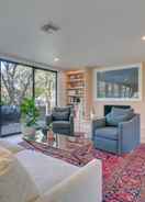 Imej utama Modern Austin Home w/ Yard ~ 1 ½ Miles From Acl!