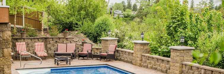 Others Grand Getaway w/ Hot Tub in Spokane Valley!