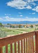 Imej utama Peaceful Pueblo West House w/ Mountain Views!