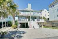 Others Condo w/ 2 Decks - Steps to Wrightsville Beach!