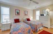 Lainnya 7 Condo w/ 2 Decks - Steps to Wrightsville Beach!