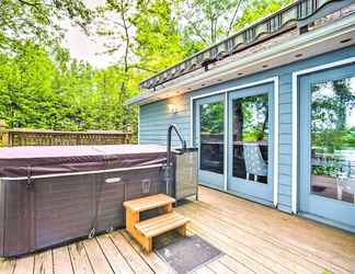 Others 2 Cozy Retreat w/ Hot Tub, on Sleepy Hollow Lake!