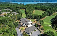 Others 4 Lake Keowee Condo w/ Views + Pools + Marina!