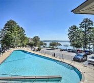 Others 3 Lake Keowee Condo w/ Views + Pools + Marina!