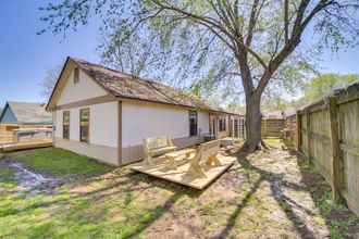 Others 4 Barling Vacation Rental: Fenced-in Yard w/ Hot Tub