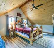 อื่นๆ 3 Spacious & Quiet Pagosa Springs Cabin w/ Deck!