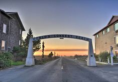 其他 5 Coastal Retreat in Long Beach: Walk to Attractions