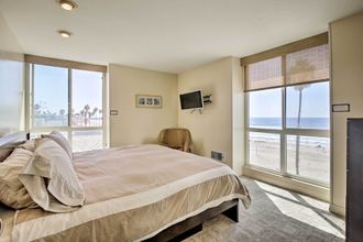 其他 4 Beachfront Oceanside Condo w/ Pool & Hot Tub!