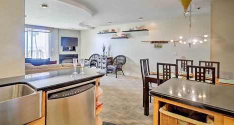 其他 2 Beachfront Oceanside Condo w/ Pool & Hot Tub!