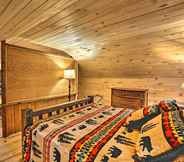 Lainnya 4 Warm & Cozy Adirondacks Cabin on Otter Lake!