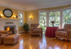 Others 4 Historic Petaluma Vacation Rental on 1860s Farm!