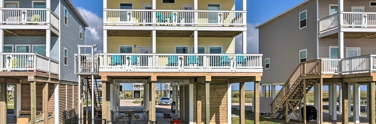 Others Beachfront Retreat With 2 Decks, Patio & Views!