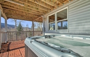 Others 3 Condo w/ Hot Tub, Mins to Story Land & Cranmore!