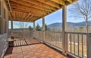 Others 2 Condo w/ Hot Tub, Mins to Story Land & Cranmore!