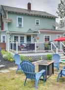 Imej utama Family-friendly Glens Falls Home w/ Sun Porch