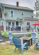 Imej utama Family-friendly Glens Falls Home w/ Sun Porch