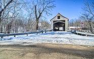 Lain-lain 2 Riverfront Geneva Cottage on Grand River!