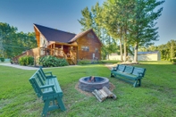 Lain-lain Fisherman's Paradise With Fire Pit & Lake Access!