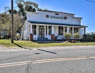 Lain-lain 2 Cozy Currituck Home w/ Fire Pit Near Ferry!