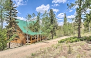 Others 2 Heart of the Rockies Cabin: Mtn Views & Sauna