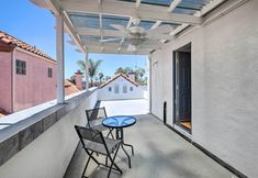 Others 3 Oceanside Home w/ Rooftop Patio - Steps to Beach!
