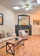 Imej utama Comfy Albuquerque Townhome < 6 Mi to Downtown