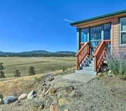 Others 3 Tranquil Cabin Getaway w/ Panoramic Mtn View!