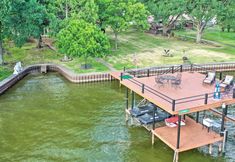 Others 4 Private Dock & Sunset Views: Gun Barrel City Home