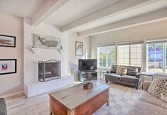 其他 3 Pet-friendly Rockaway Beach Home w/ Fire Pit!