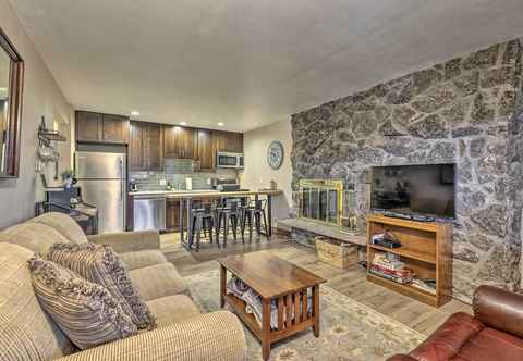 Others Updated Condo w/ Shared Perks, 4 Mi to Skiing