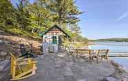 Lainnya 7 Peaceful Sleeping Bear Lakefront Cabin!