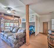 Others 4 Idyllic 'lakeview Lodge' w/ Private Hot Tub!