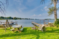 อื่นๆ Wolcott/port Bay Lakehouse: Your Haven on the Bay!