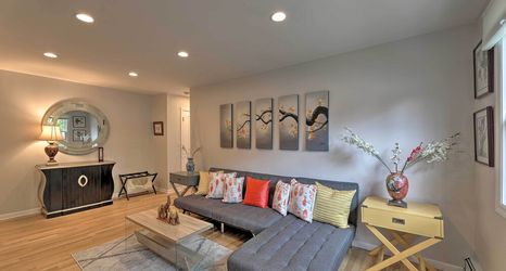 其他 2 Yonkers Apt w/ Balcony: Walk to Train Station!