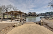 Lain-lain 6 Lake Hamilton Retreat With Hot Tub & Dock!