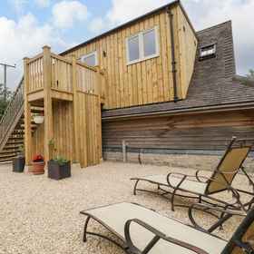 Primary image1雷德蒙底層閣樓度假屋,圣库思伯特奥特飯店