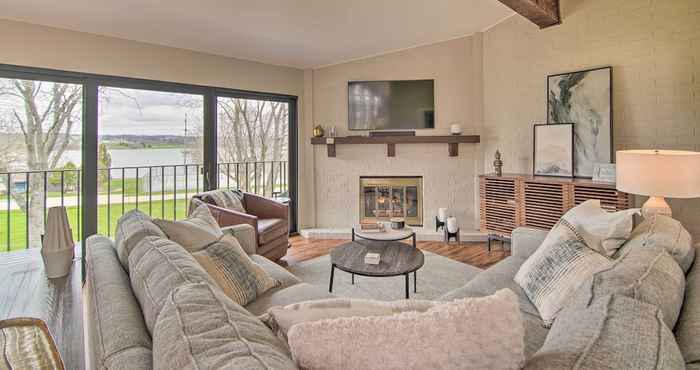 Others Cozy Lake Geneva Retreat With Year-round Views!