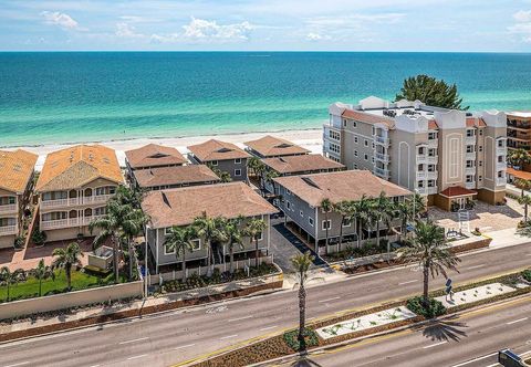 Lainnya Walk to Beach: Condo w/ Deck in Indian Shores