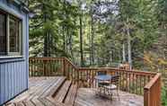 Others 6 Enchanting Escape w/ Hot Tub, Decks & Views!