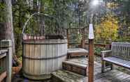 Others 5 Enchanting Escape w/ Hot Tub, Decks & Views!