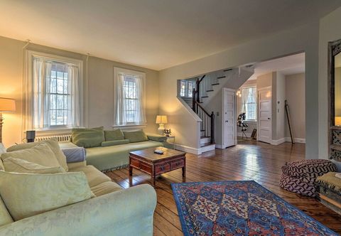 其他 Spacious Stone Ridge Family Home: 6 Private Acres!