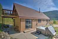 Lainnya Alma Cabin w/ Mtn Views & Hot Tub: 17 Mi to Breck!